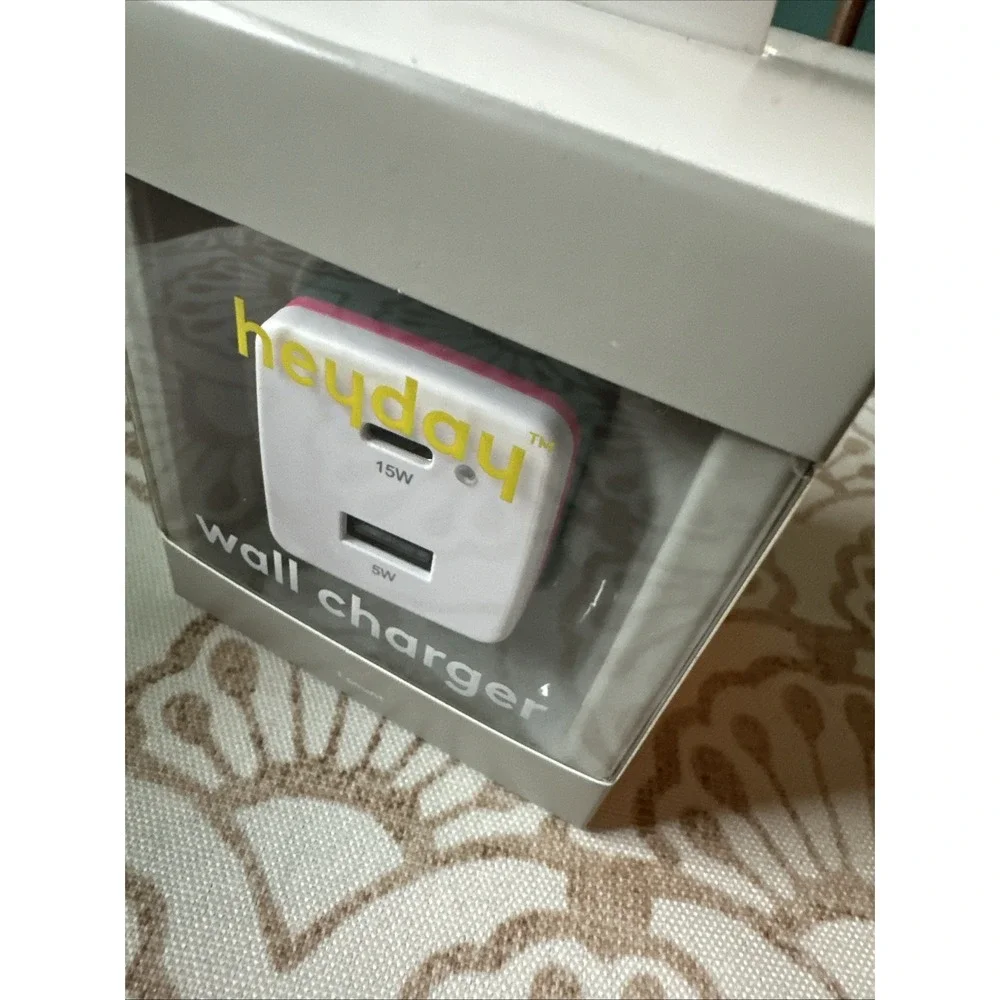 2-Port 20W USB-a and USB-C Wall Charger - Heyday Watermelon‎ Color
